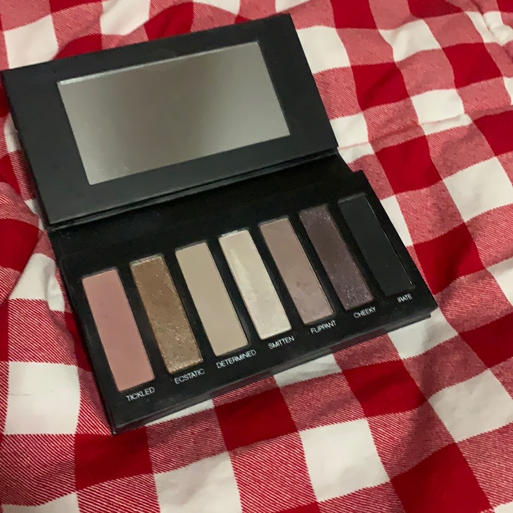 Younique Palette 3